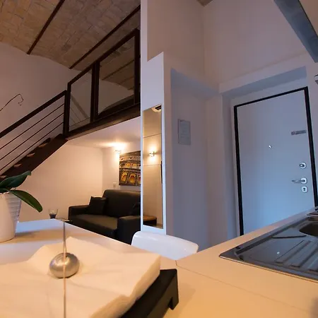 Inner House * Ρώμη