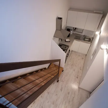 Inner House דירה