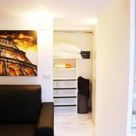 Inner House רומא