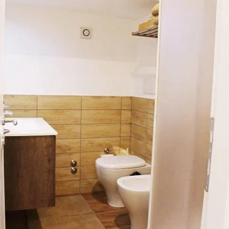 Inner House דירה